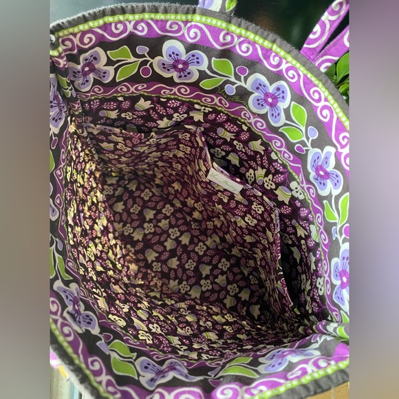 Very Bradley Plum Petals Tote bag EUC - Picture 2 of 11